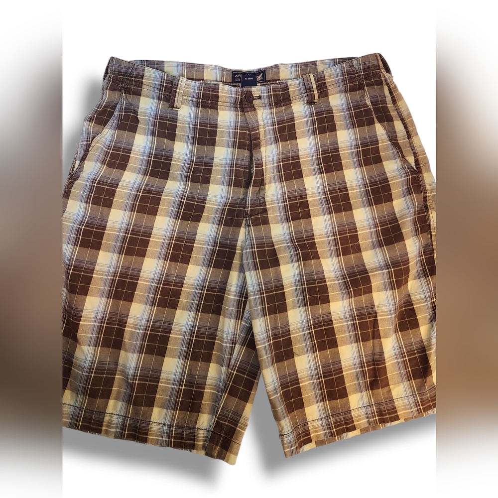 Arrow Blue Jeans Co. Bermuda Shorts Men's Size 36 Blue Plaid